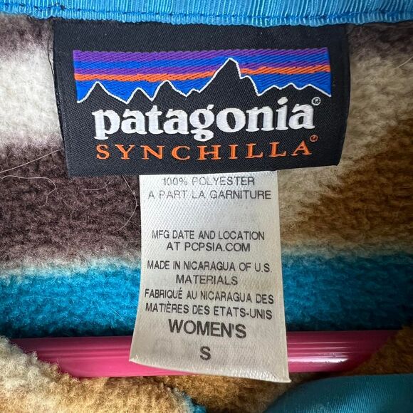 Patagonia Synchilla Aztec Pattern Women's Snap-T Fleece - Picture 4 of 4